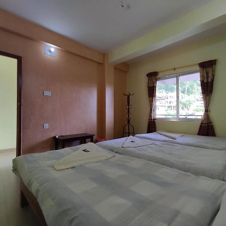 Hotel Green Hill View Pokhara Oda fotoğraf
