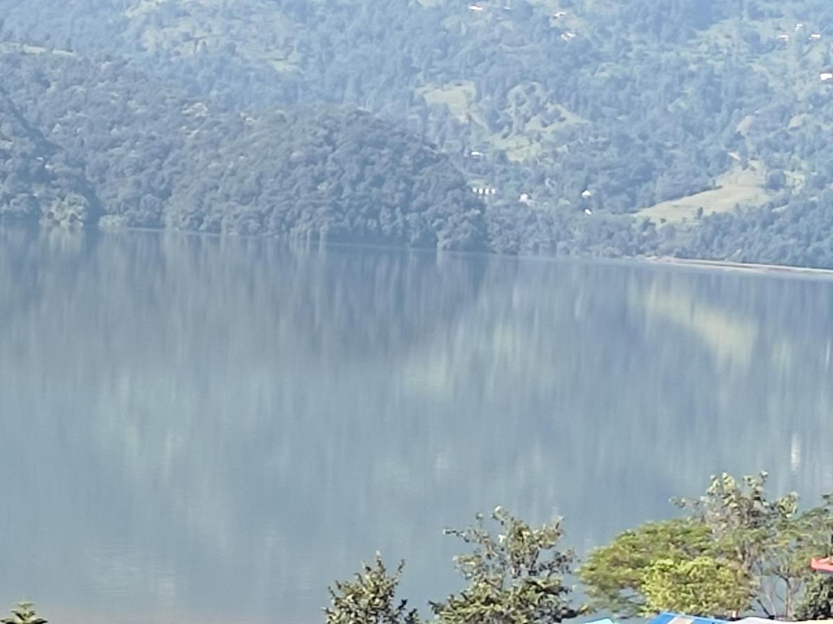 Hotel Green Hill View Pokhara Dış mekan fotoğraf