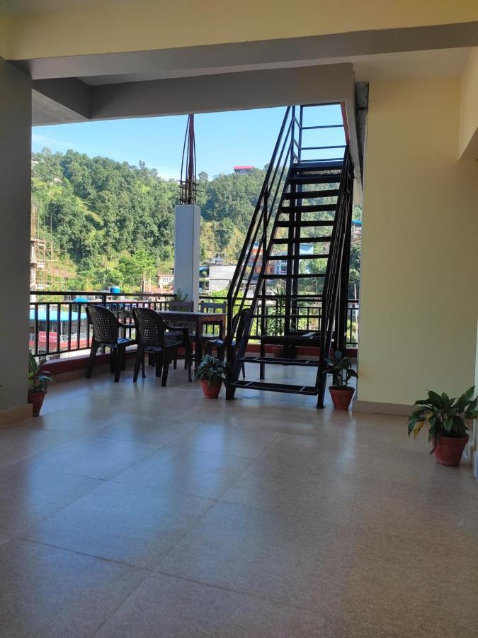 Hotel Green Hill View Pokhara Dış mekan fotoğraf