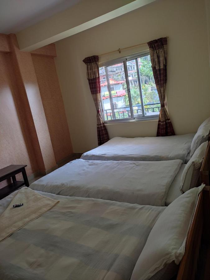 Hotel Green Hill View Pokhara Dış mekan fotoğraf