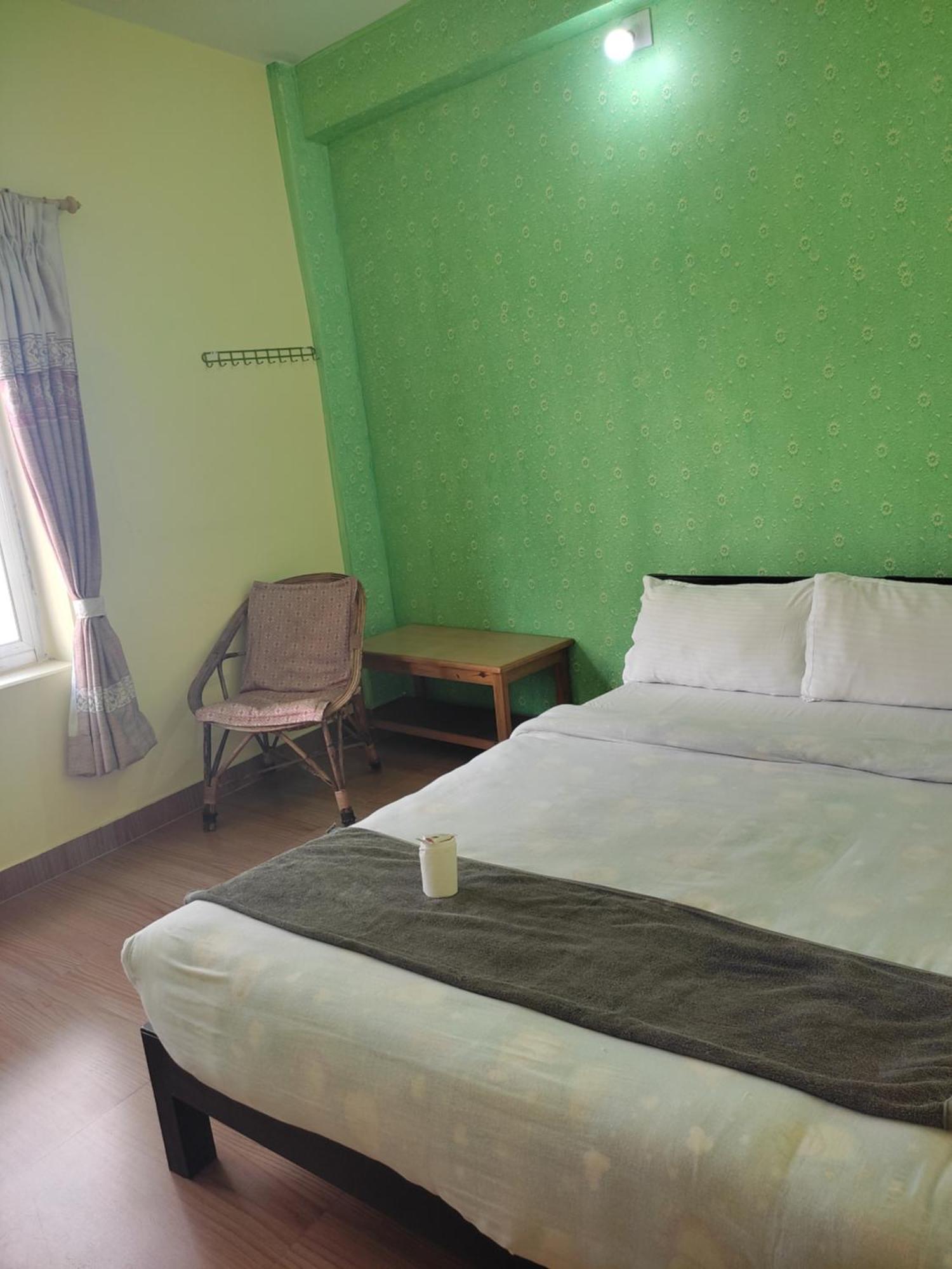Hotel Green Hill View Pokhara Dış mekan fotoğraf