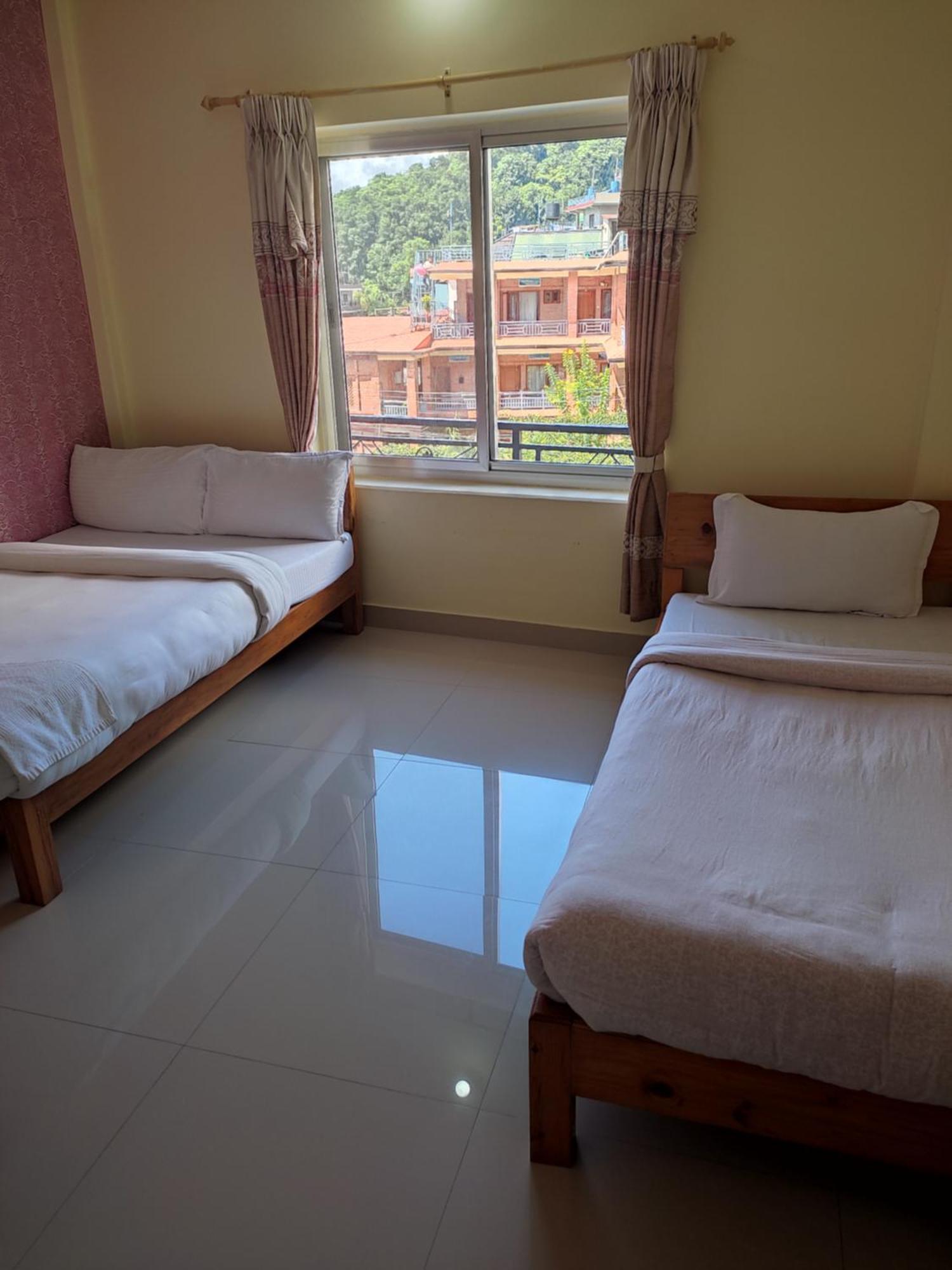 Hotel Green Hill View Pokhara Dış mekan fotoğraf