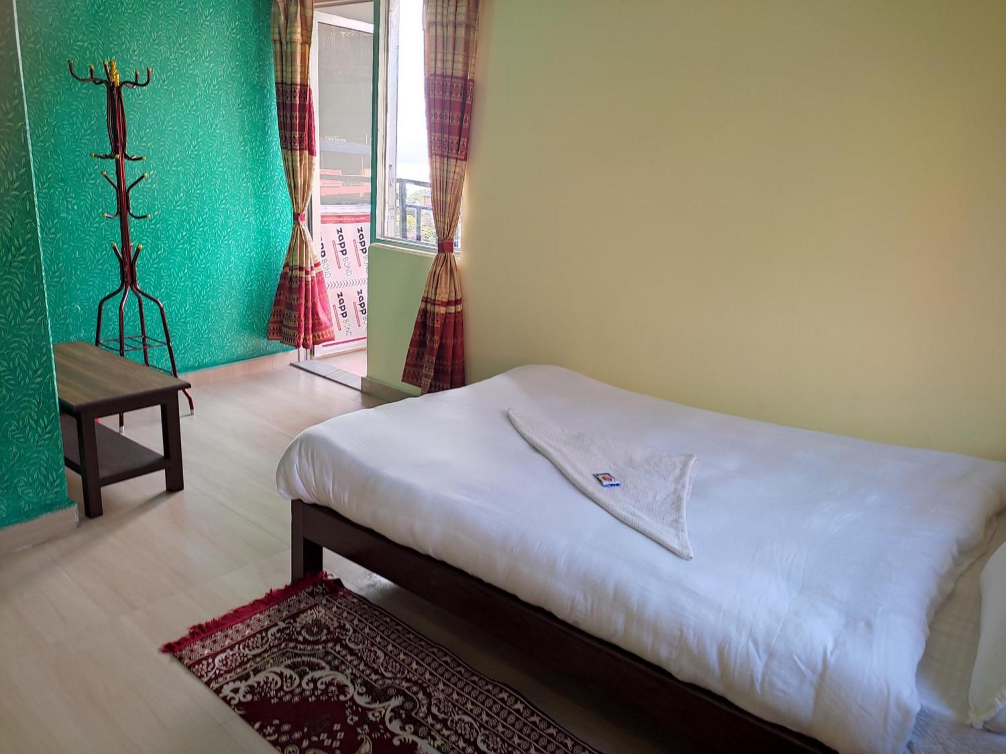 Hotel Green Hill View Pokhara Oda fotoğraf