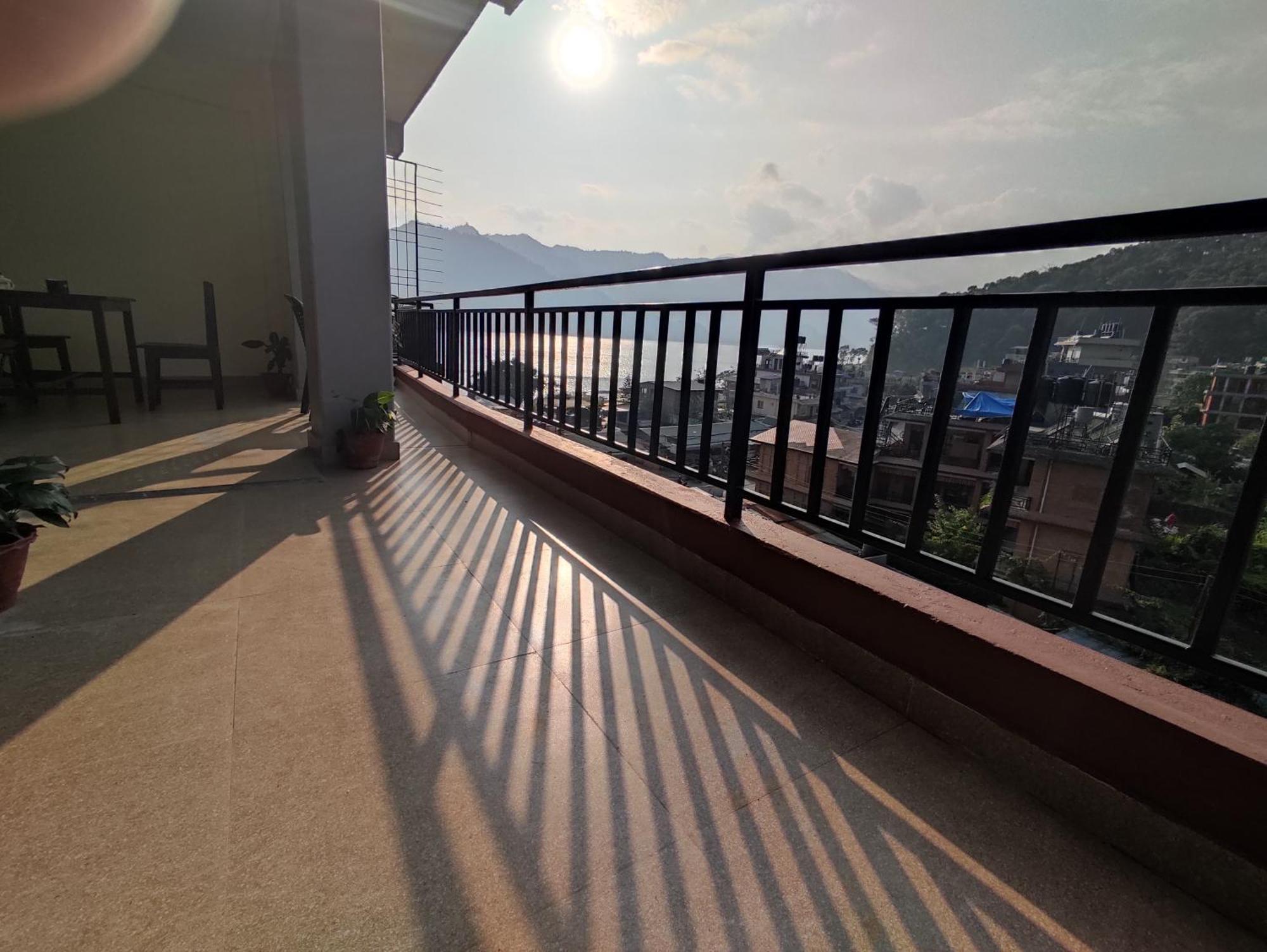 Hotel Green Hill View Pokhara Oda fotoğraf