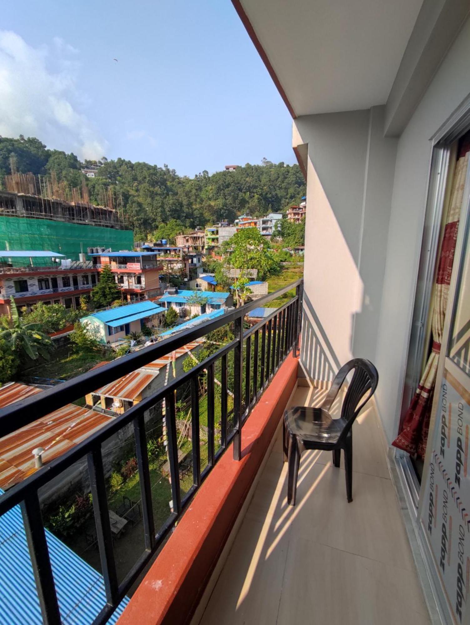 Hotel Green Hill View Pokhara Oda fotoğraf